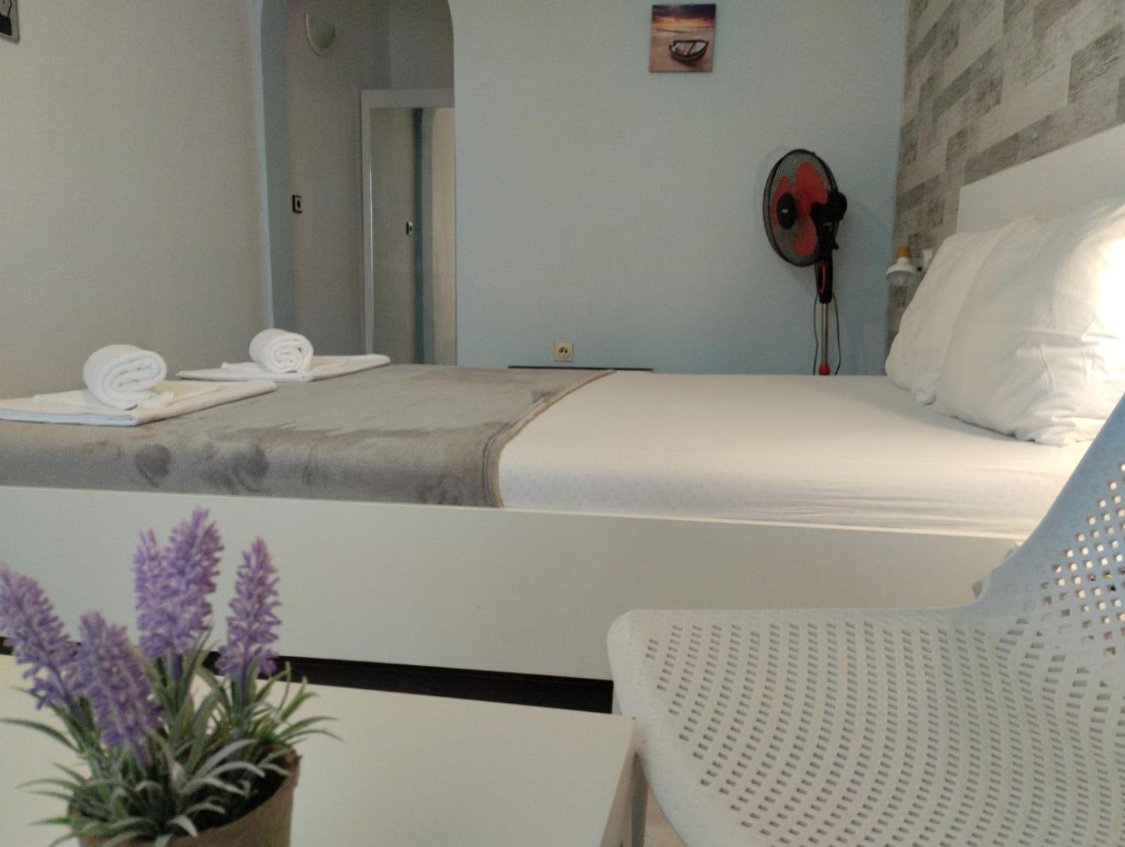 Simada Blue guest house Golden Sands Exterior foto